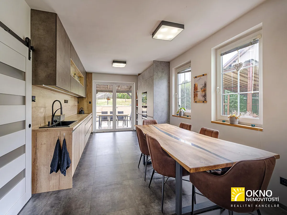 Prodej rodinného domu 170 m², pozemek 541 m²